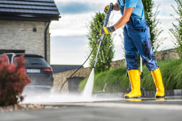 Why Choose Our Certified Pressure Washing Experts for Your Project Needs in Madera Acres, CA?